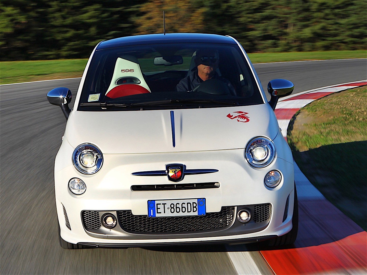 Fiat 500 Abarth photo 25