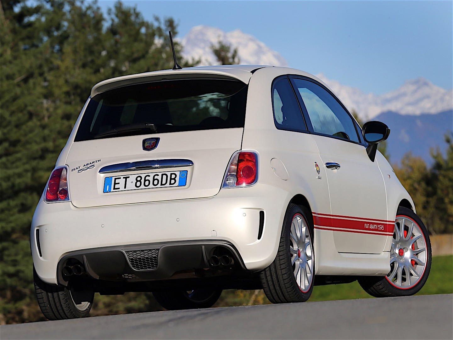 Fiat 500 Abarth photo 35