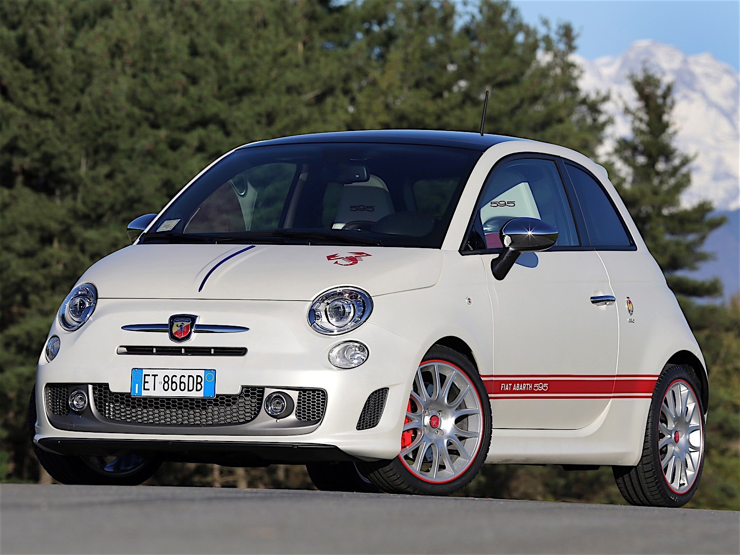 Fiat 500 Abarth photo 36