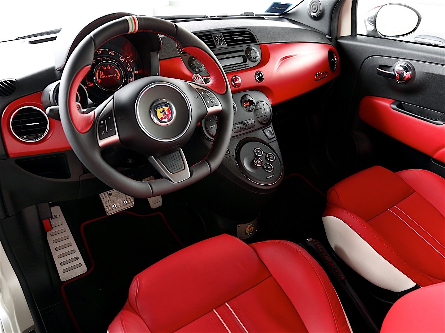 Fiat 500 Abarth photo 57