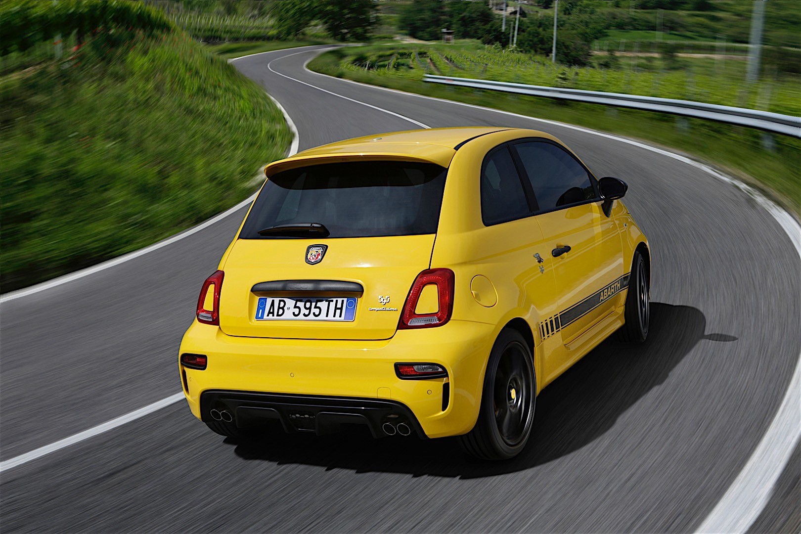 Fiat 500 Abarth photo 7