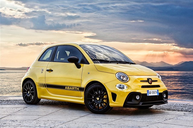 Fiat 500 Abarth photo 8
