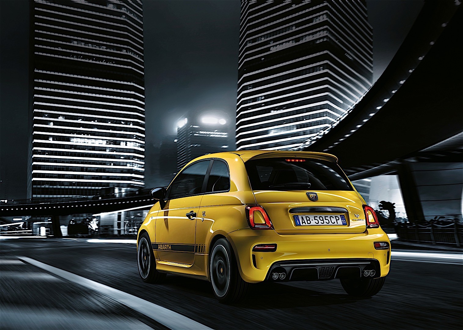 Fiat 500 Abarth photo 13