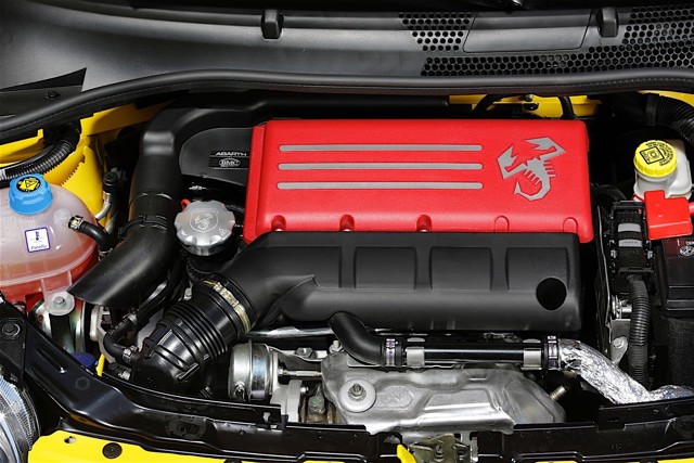 Fiat 500 Abarth photo 23