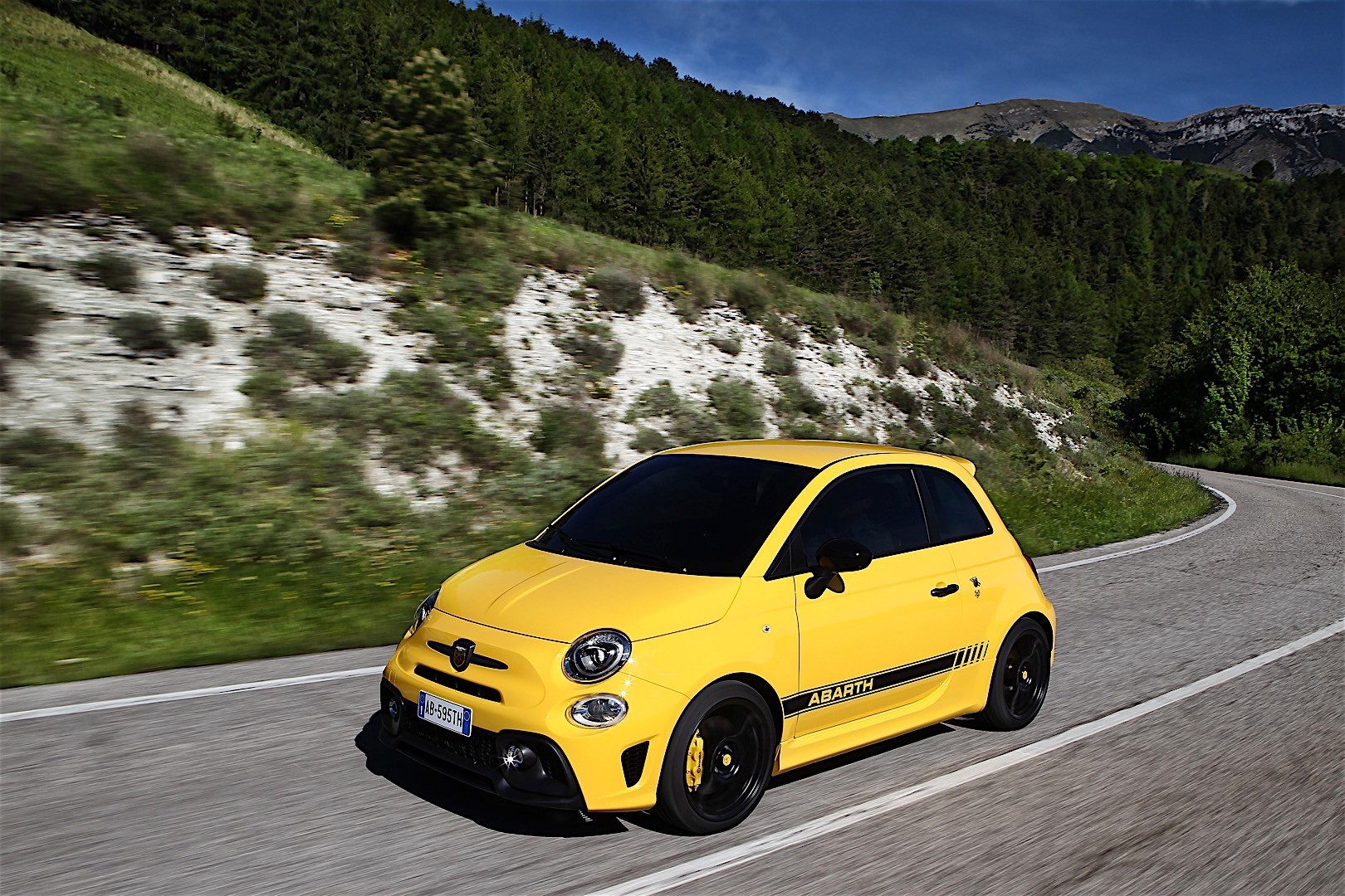 Fiat 500 Abarth photo 17