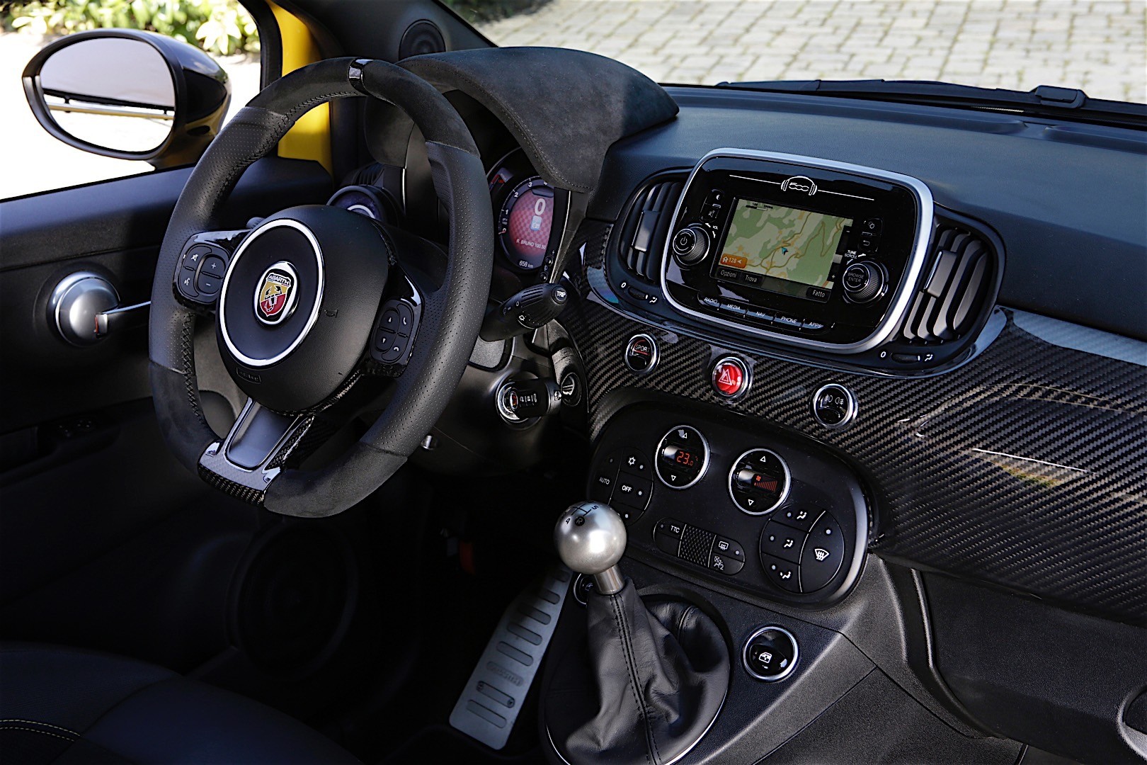 Fiat 500 Abarth photo 24