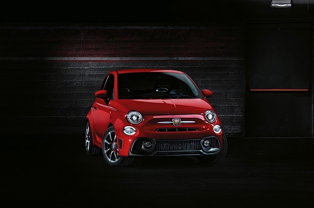 Fiat 500 Abarth photo 2