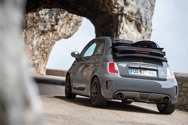 Fiat 500 Abarth photo 3