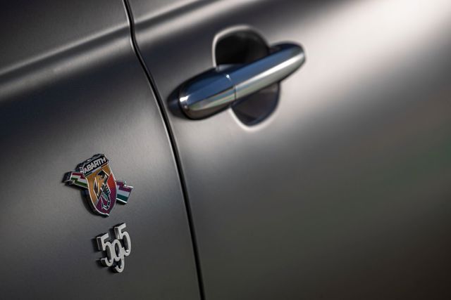 Fiat 500 Abarth photo 18