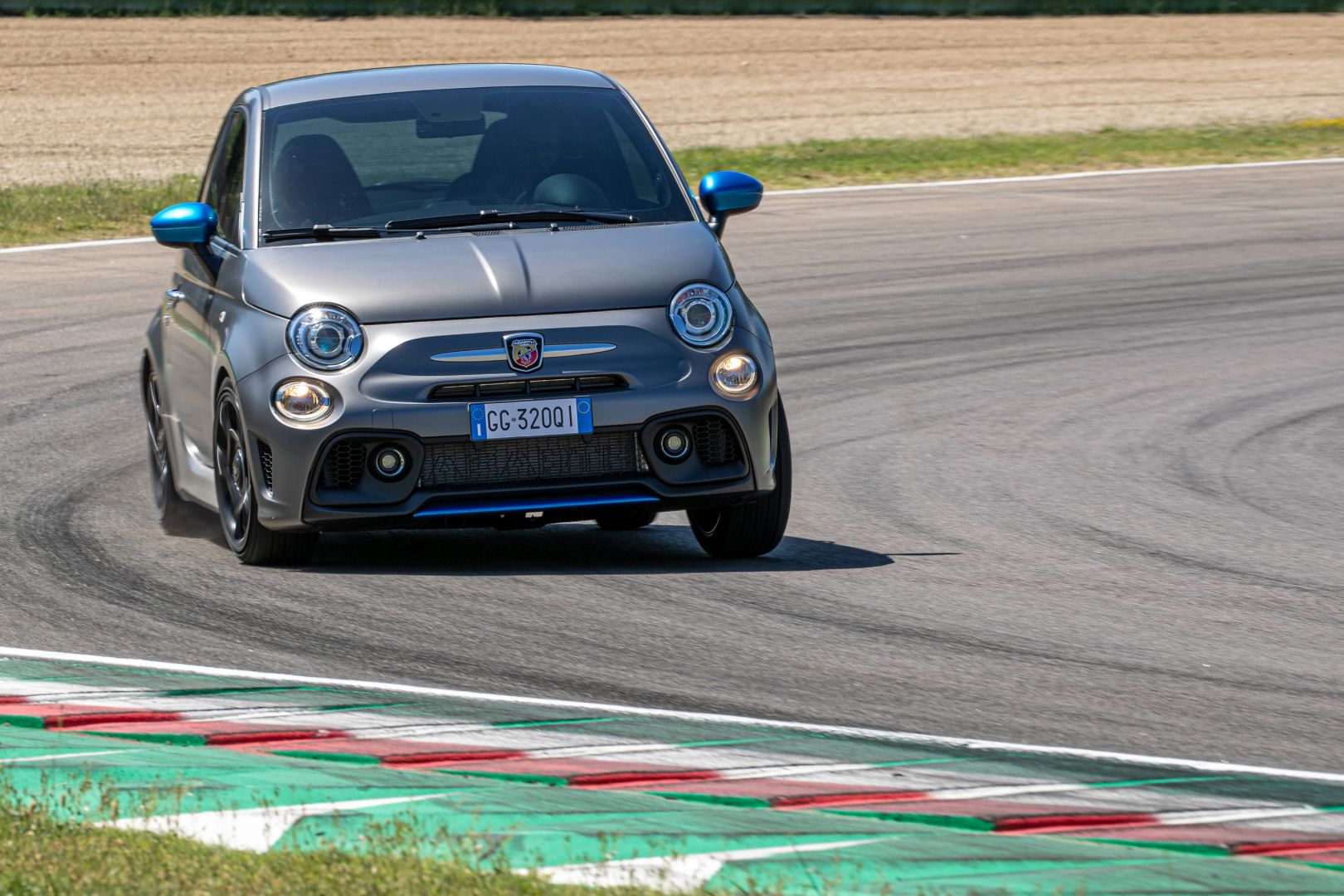 Fiat 500 Abarth photo 19
