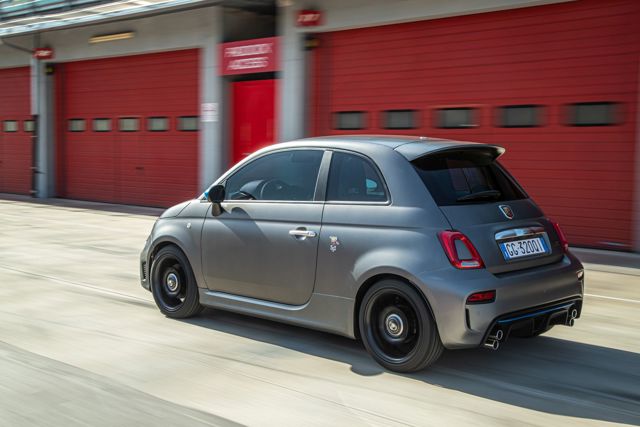 Fiat 500 Abarth photo 5