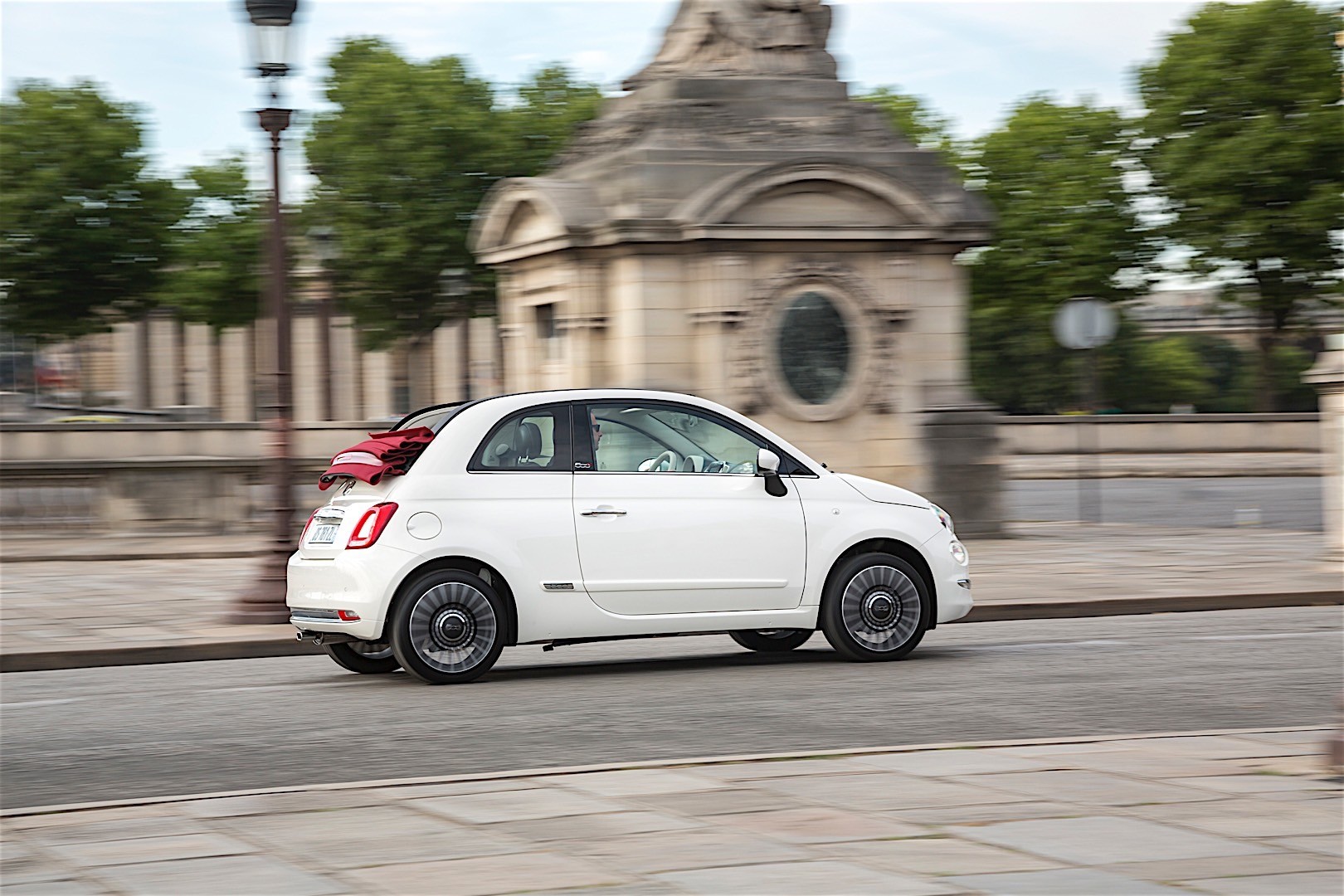 Fiat 500 photo 2