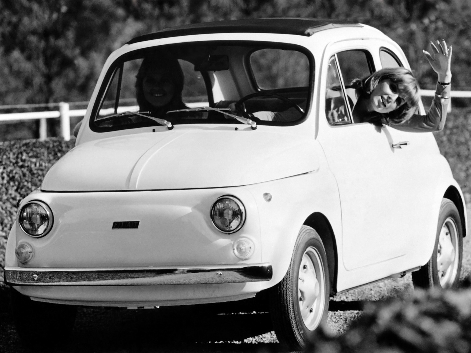 Fiat 500 photo 2