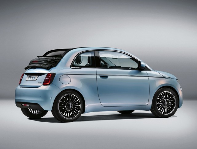 Fiat 500 photo 11