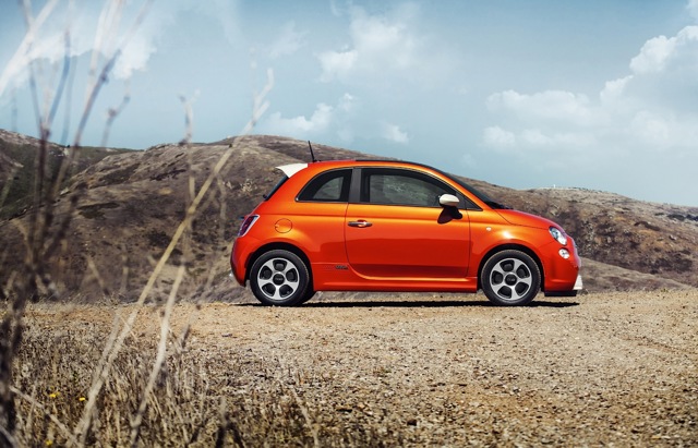 Fiat 500E photo 6