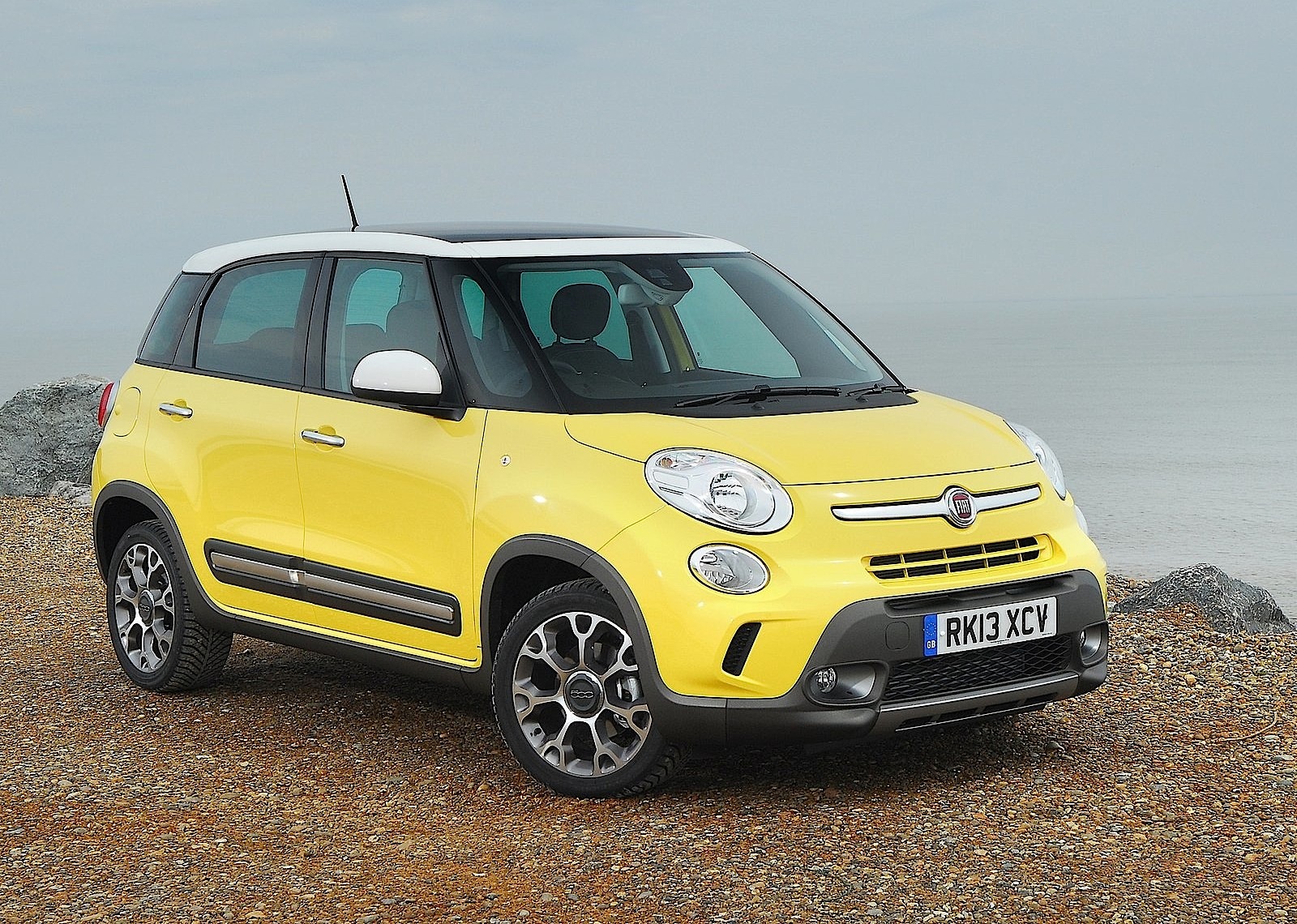 Fiat 500L Trekking photo 5