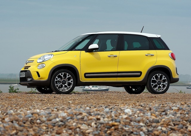 Fiat 500L Trekking photo 9