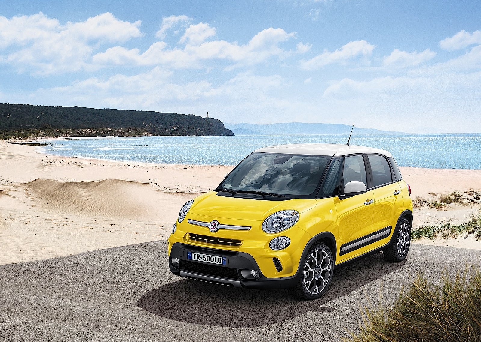 Fiat 500L Trekking photo 12