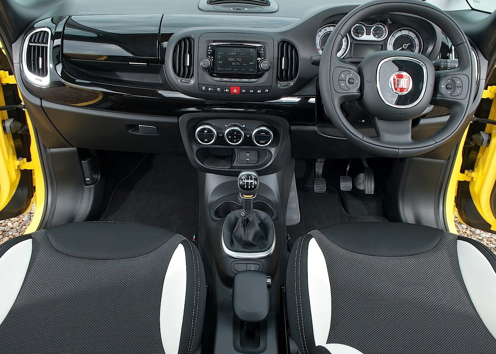 Fiat 500L Trekking photo 58