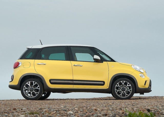 Fiat 500L Trekking photo 32