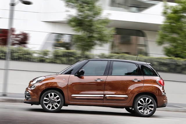 Fiat 500L Urban photo 6