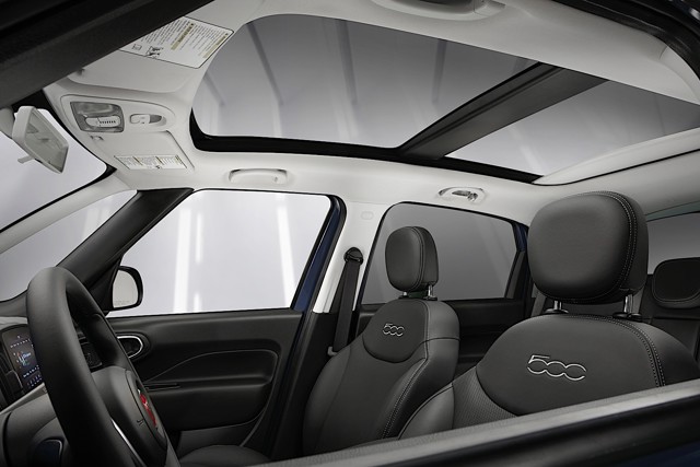 Fiat 500L Urban photo 22
