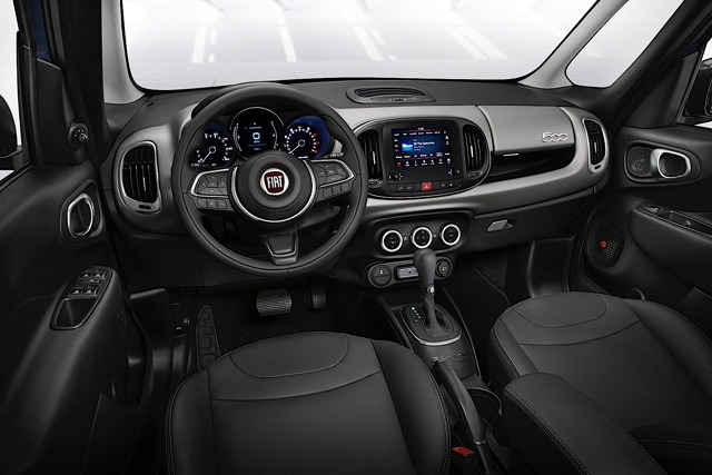 Fiat 500L Urban photo 24