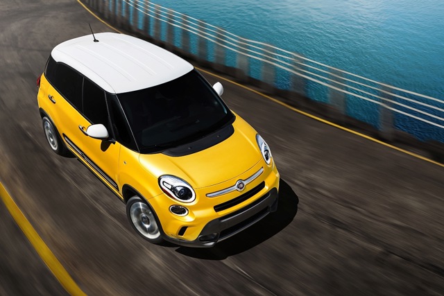 Fiat 500L photo 12