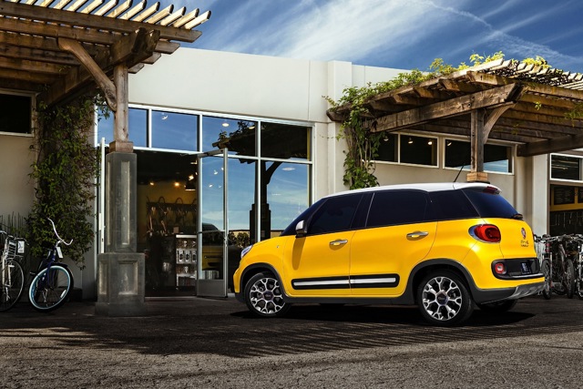 Fiat 500L photo 16