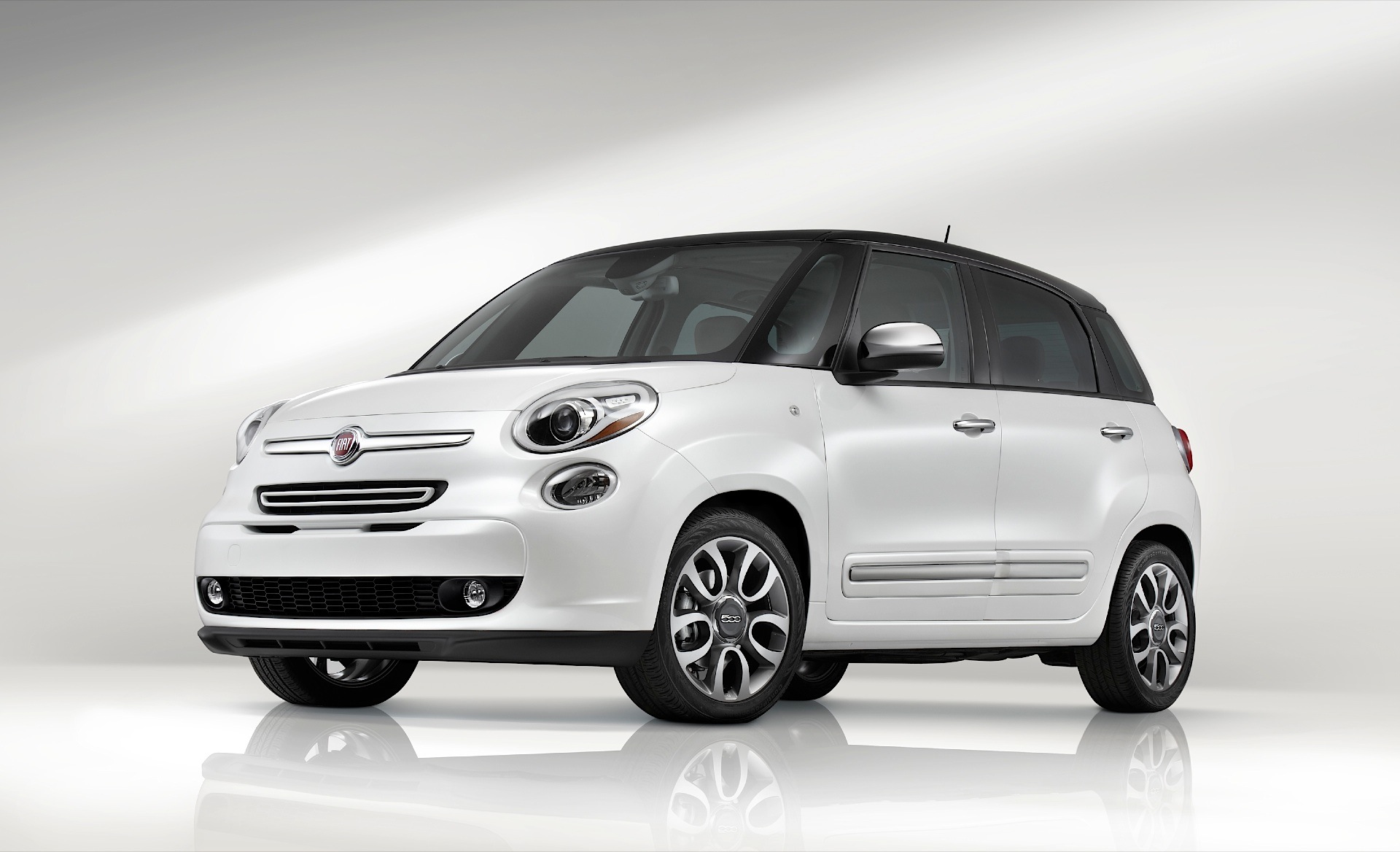 Fiat 500L photo 24