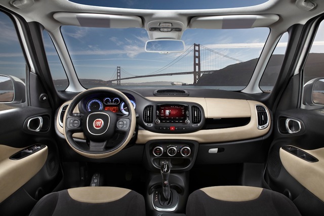 Fiat 500L photo 37