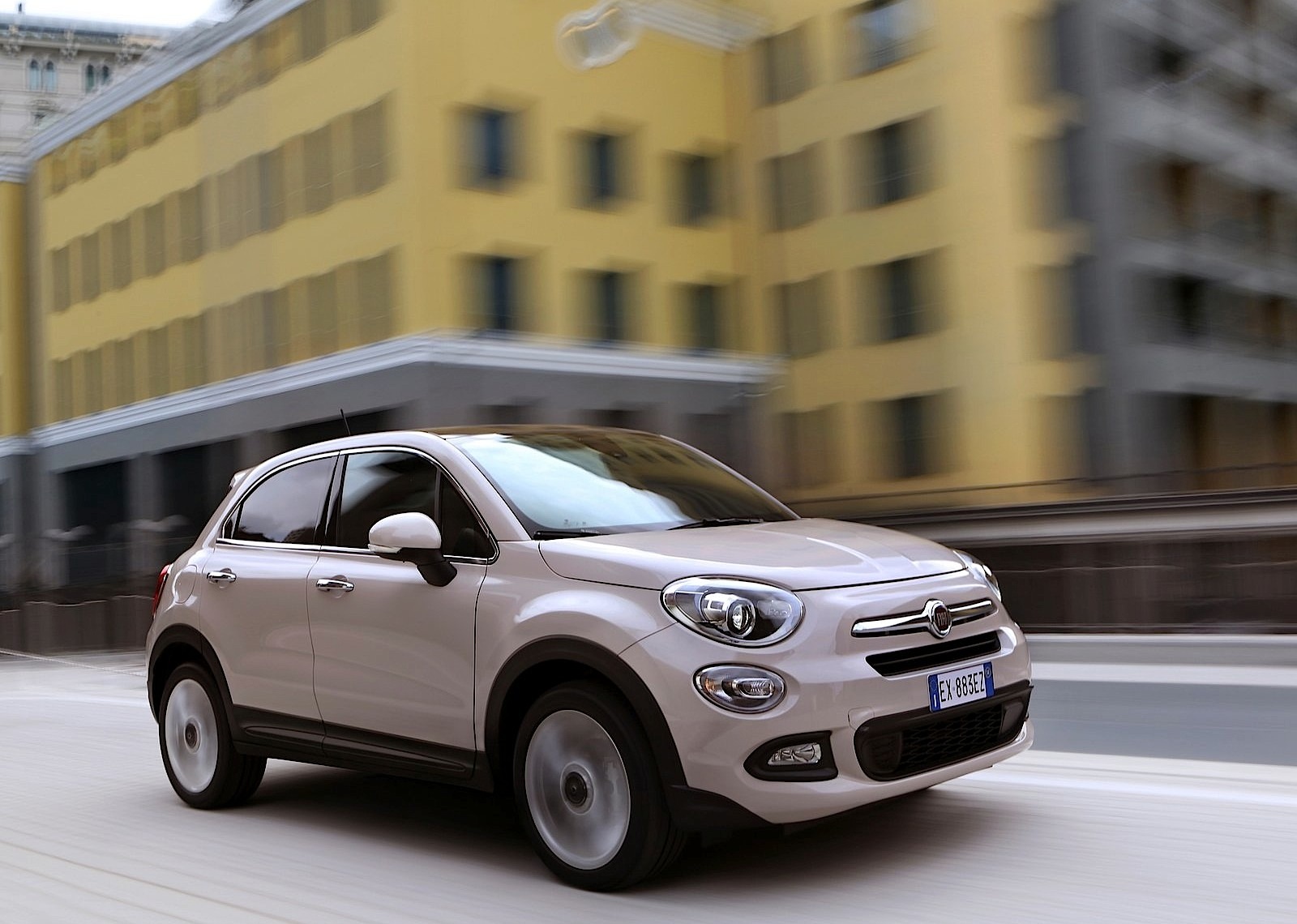 Fiat 500X photo 18