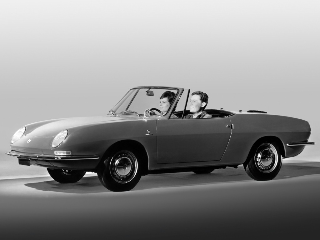 Fiat 850 Spider photo 2