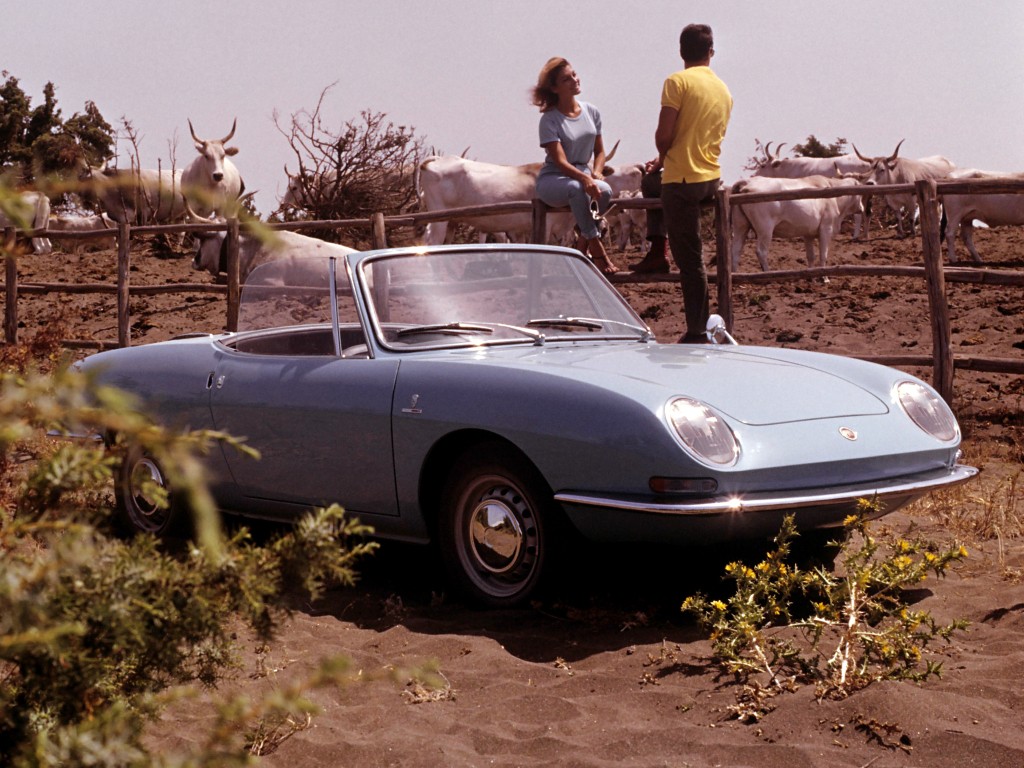 Fiat 850 Spider photo 7
