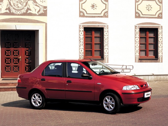 Fiat Albea / Siena photo 7