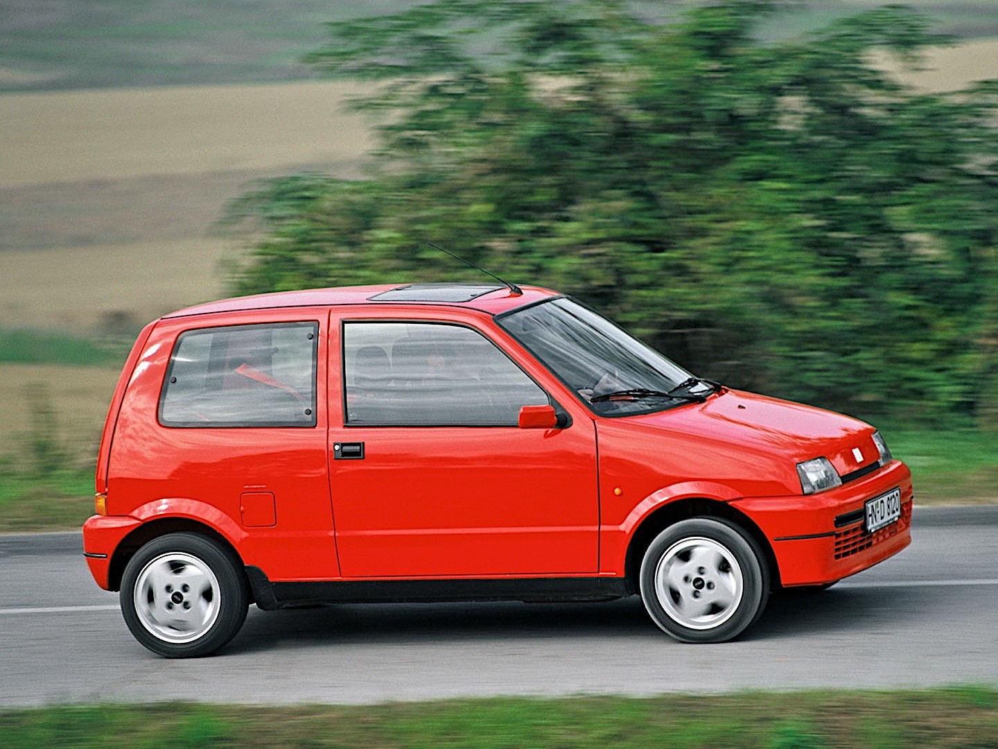 Fiat Cinquecento photo 24