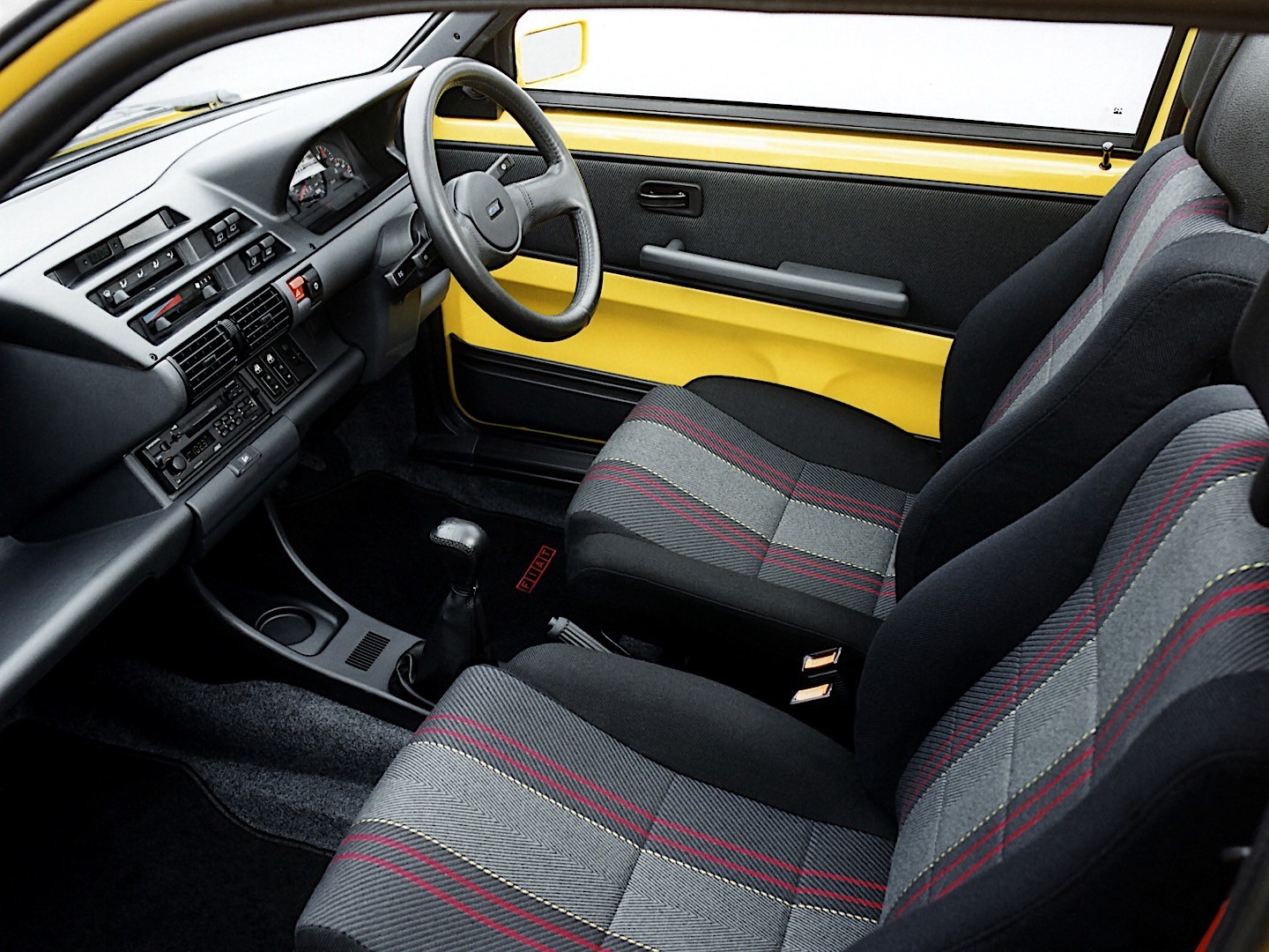 Fiat Cinquecento photo 31