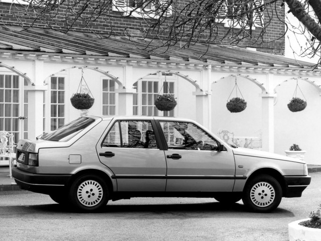 Fiat Croma foto 29
