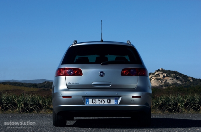 Fiat Croma photo 8