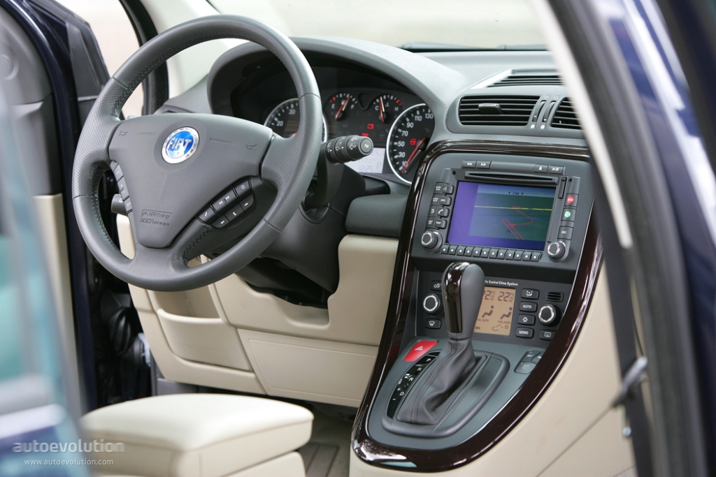 Fiat Croma photo 35