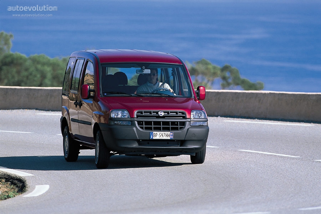 Fiat Doblo photo 2