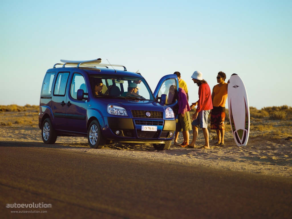 Fiat Doblo photo 2