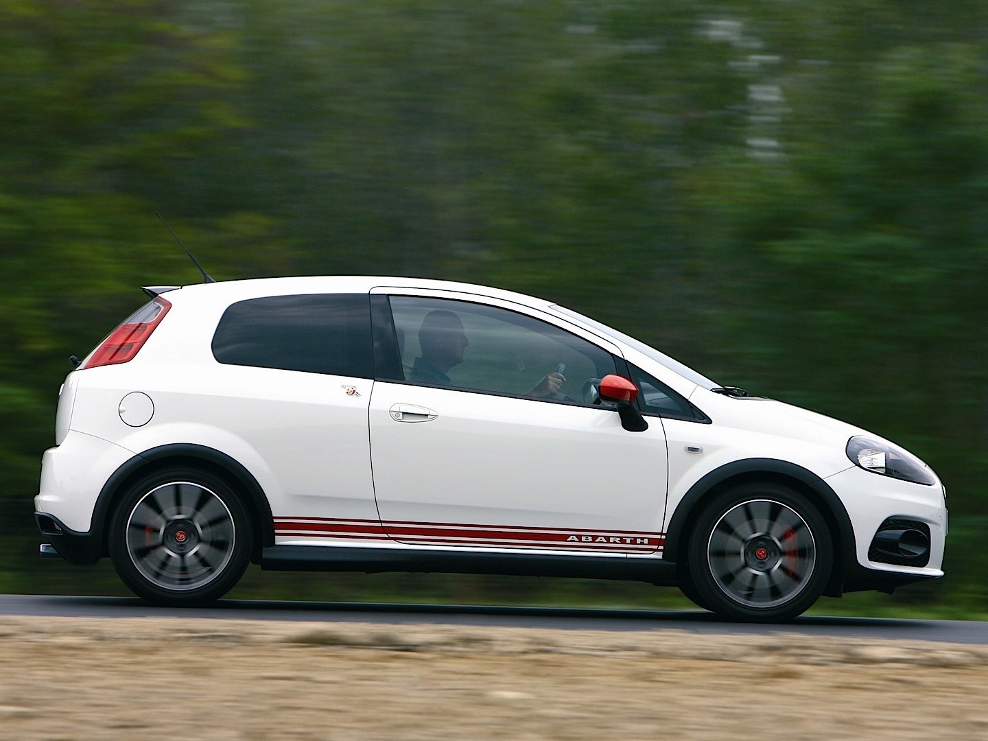 Fiat Grande Punto / Punto Evo 3 Doors photo 19