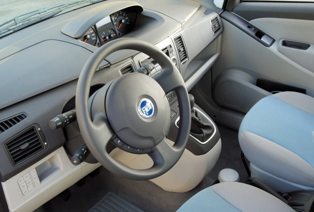 Fiat Idea photo 34