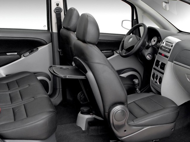 Fiat Idea photo 38