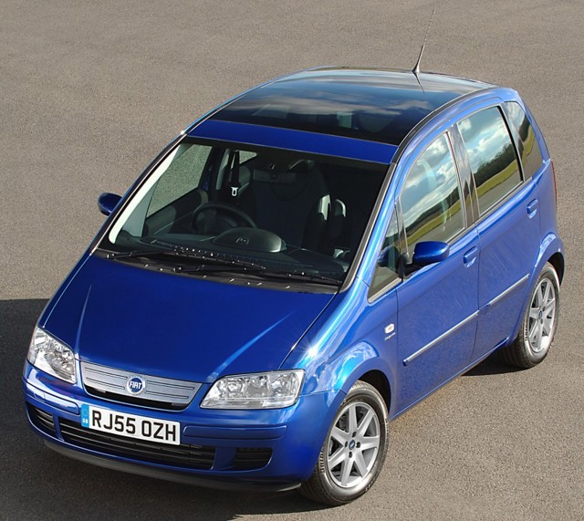 Fiat Idea photo 17