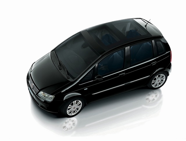 Fiat Idea photo 9