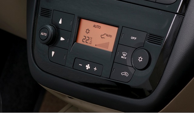 Fiat Linea photo 24
