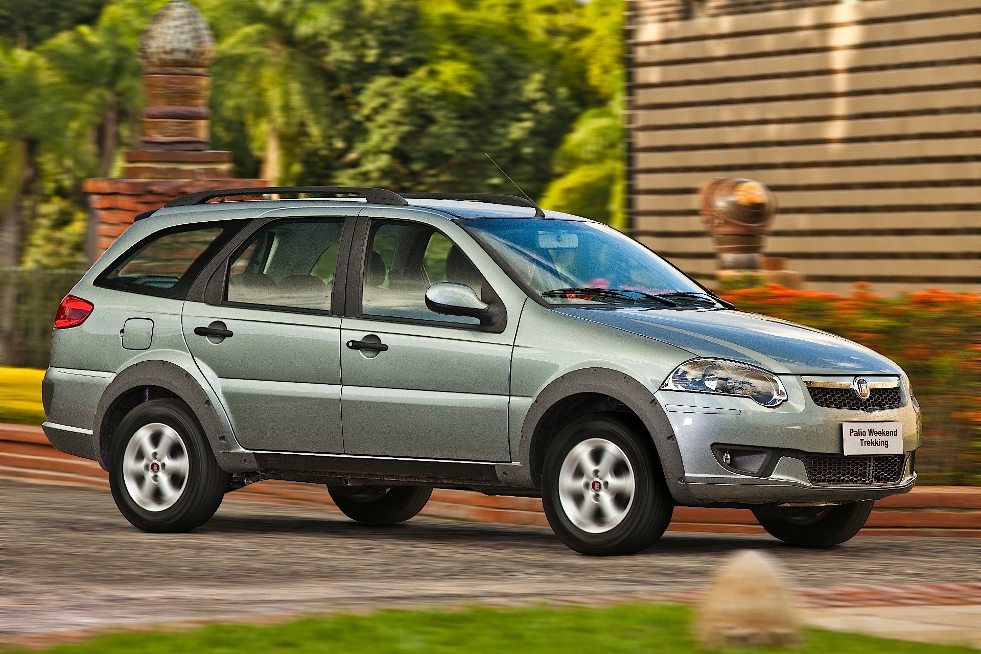 Fiat Palio Weekend photo 30