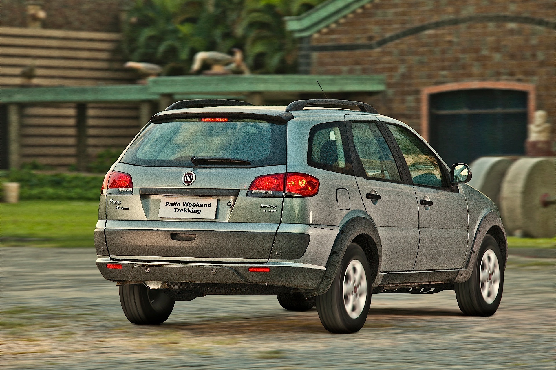 Fiat Palio Weekend photo 34